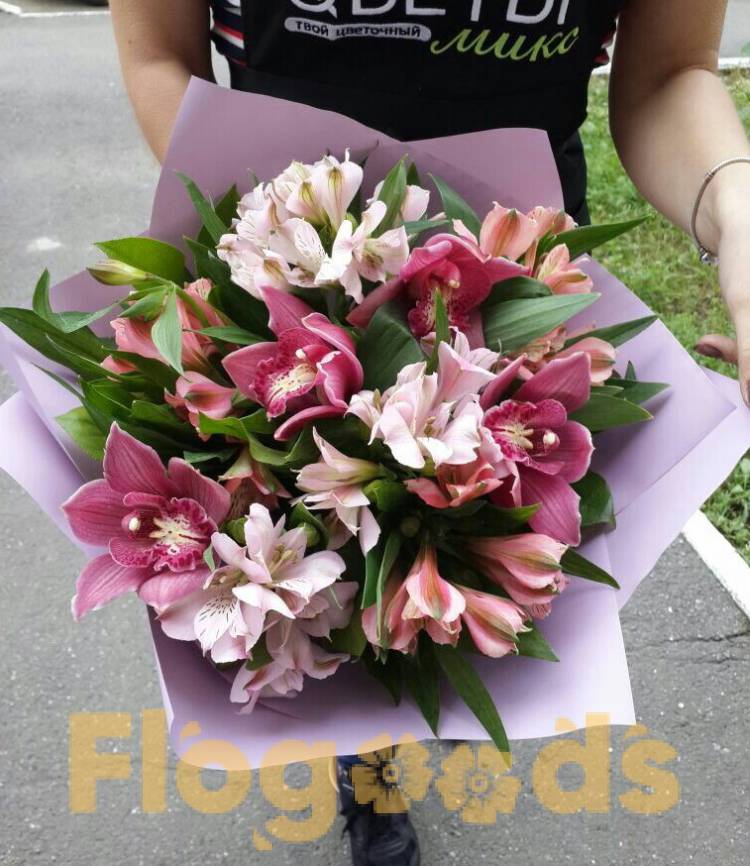 Букет «Шарм» за 7 810 руб.